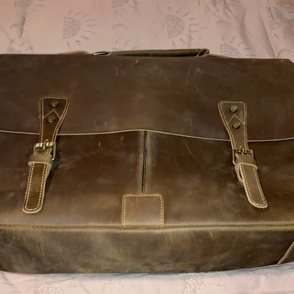 Brown Leather Men's messenger bag/brief case
